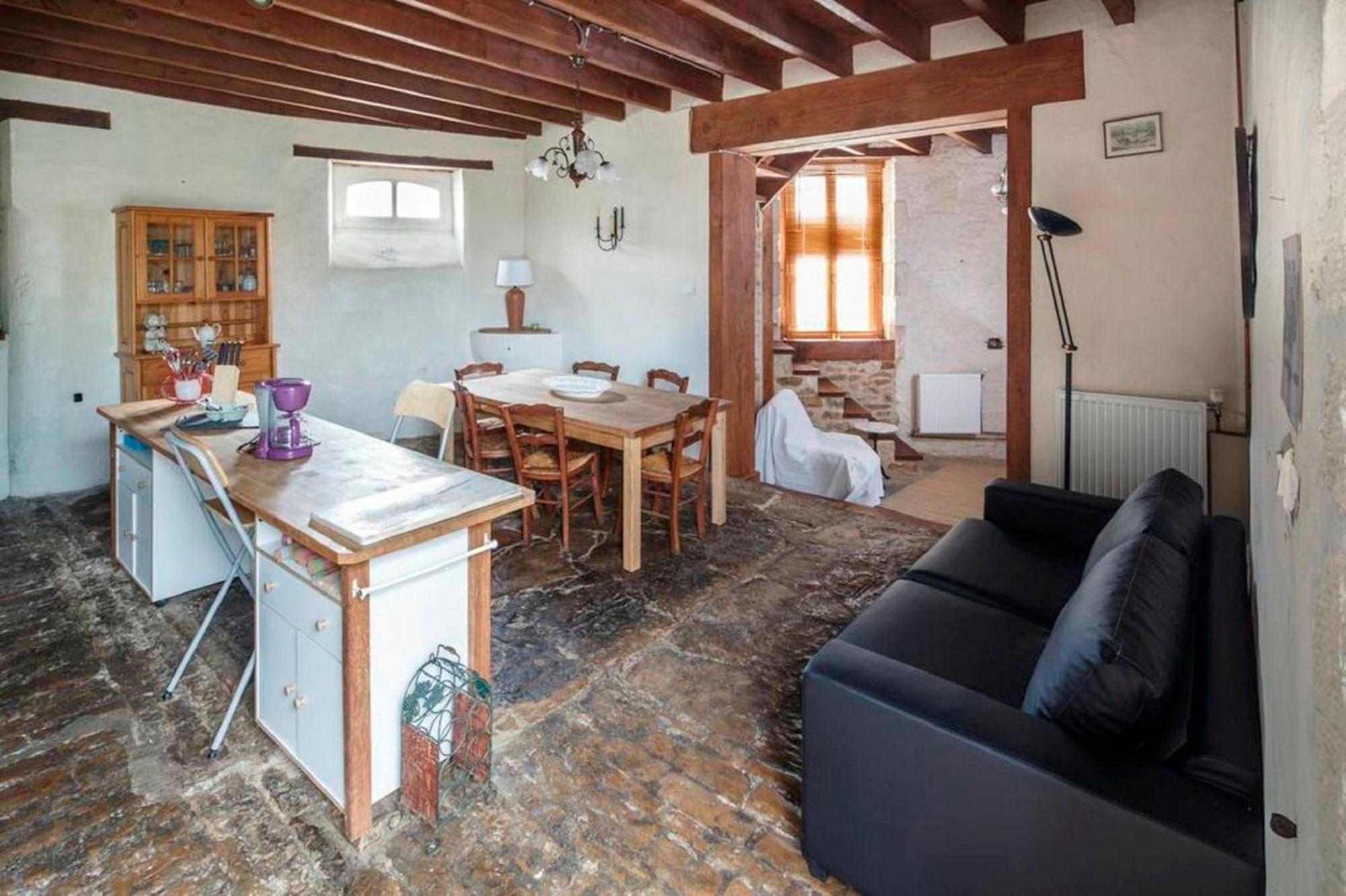 Holiday Home La Brijopa Bazoges-en-Pareds Oda fotoğraf