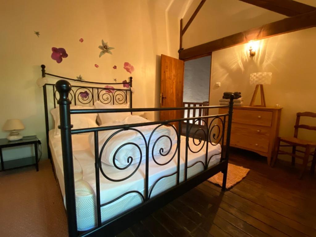 Holiday Home La Brijopa Bazoges-en-Pareds Dış mekan fotoğraf
